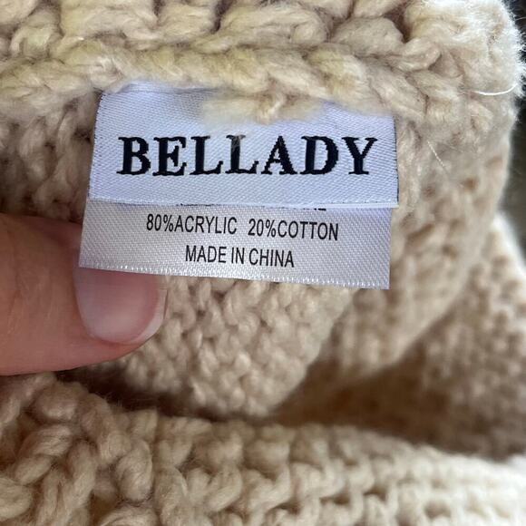 Bellady Women's Beige Cat Ears Knit Hat Crocheted Braided Pom Pom Accents. NEW - Picture 8 of 9